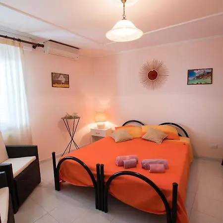 Window On The Ogliastra In Διαμέρισμα Baunei